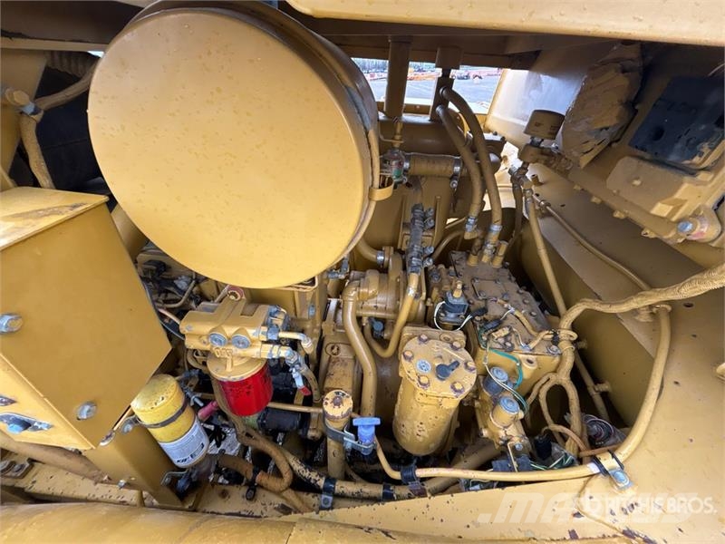 CAT 627G Schaber
