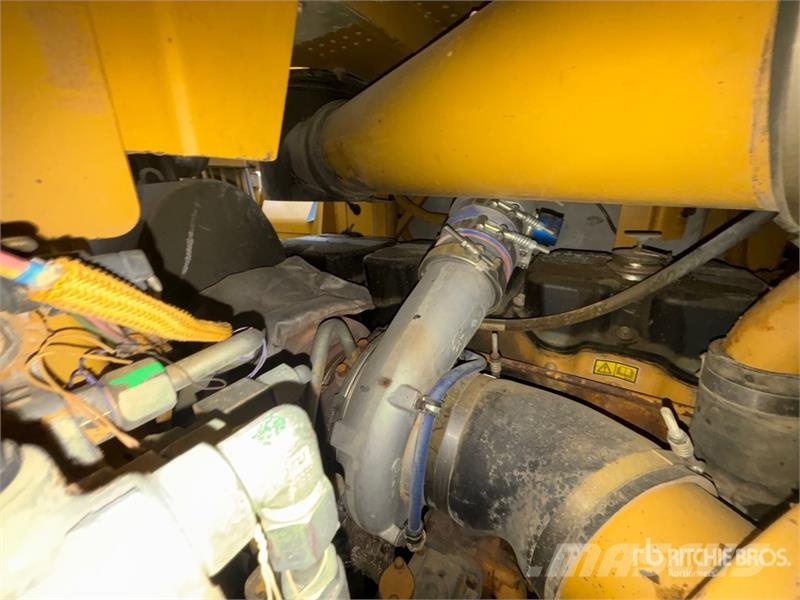 CAT 627G Schaber