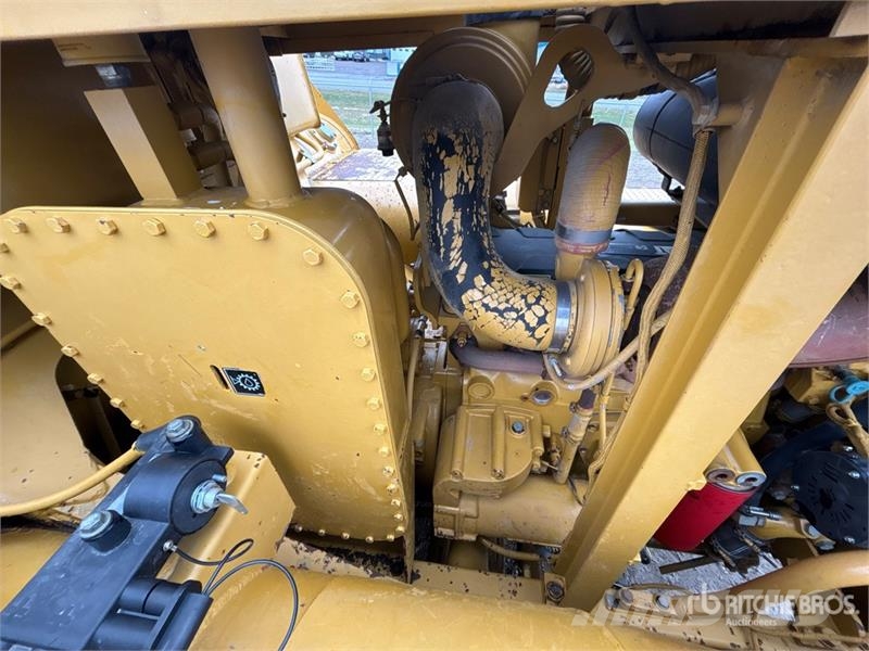 CAT 627G Schaber