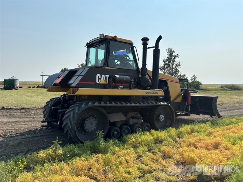 CAT 65C Track Tractor الجرارات