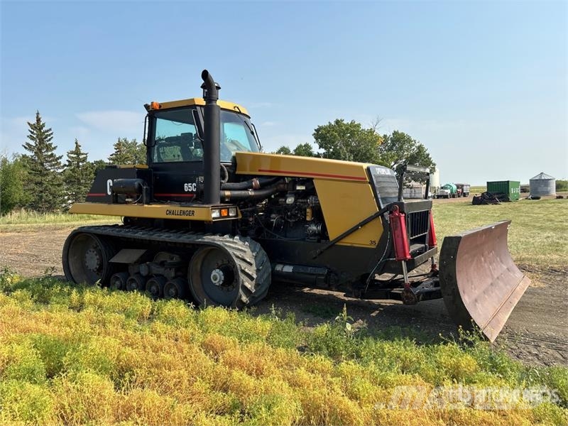 CAT 65C Track Tractor الجرارات