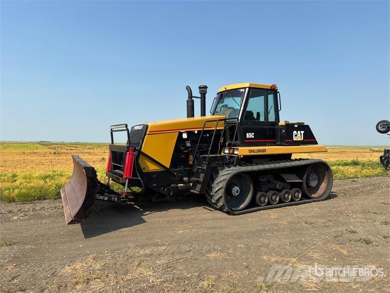 CAT 65C Track Tractor الجرارات