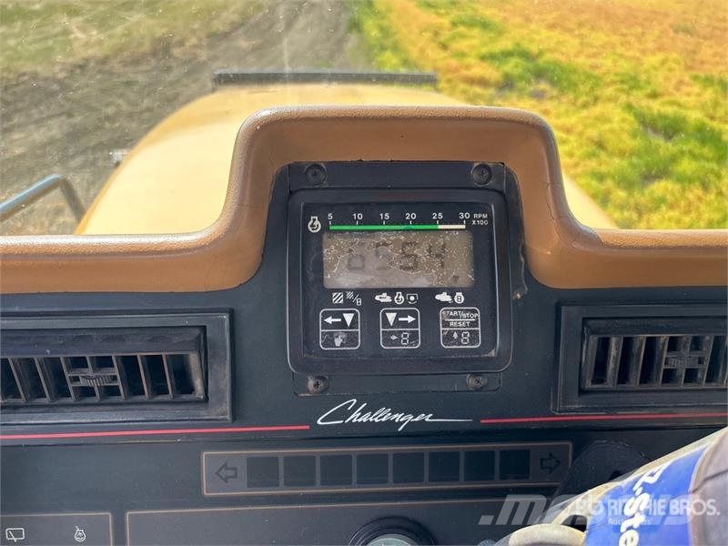 CAT 65C Track Tractor الجرارات