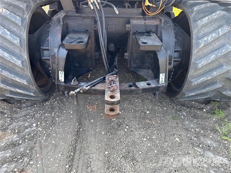 CAT 65C Track Tractor الجرارات