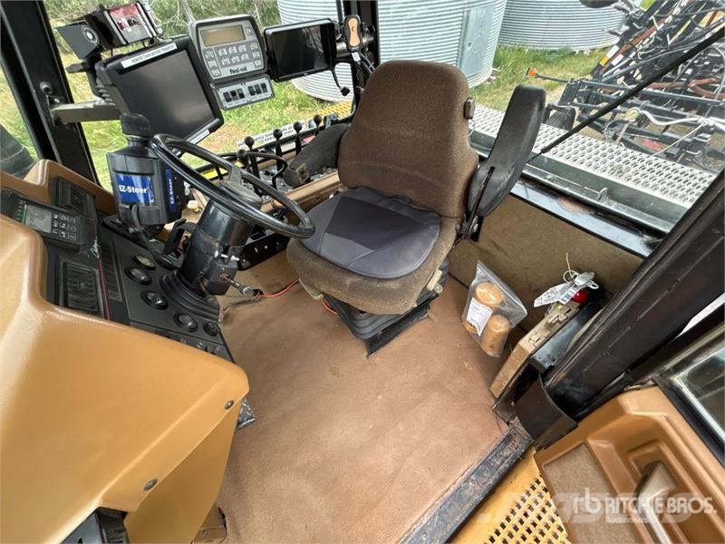 CAT 65C Track Tractor الجرارات