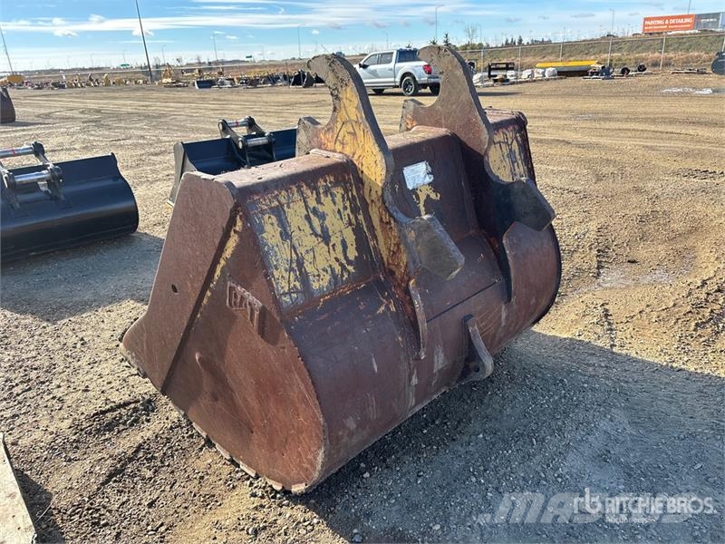 CAT 66 in Q/C Cleanup Excavator Bucket - Fits Cat 325 Kašike / Korpe