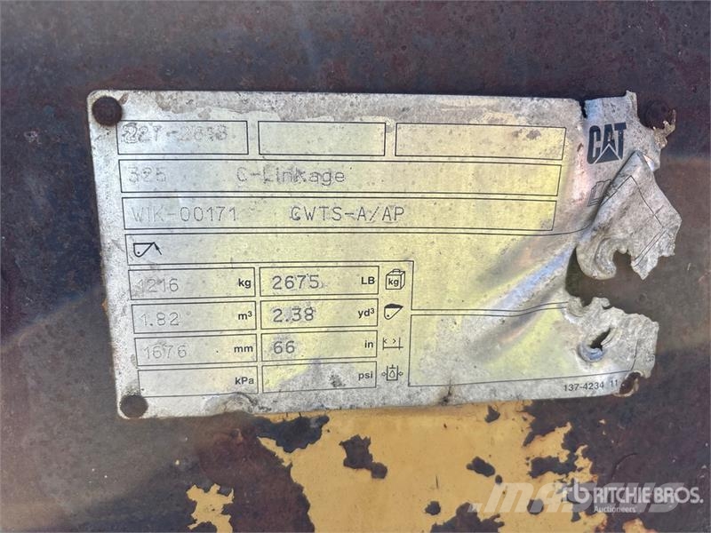 CAT 66 in Q/C Cleanup Excavator Bucket - Fits Cat 325 Kašike / Korpe