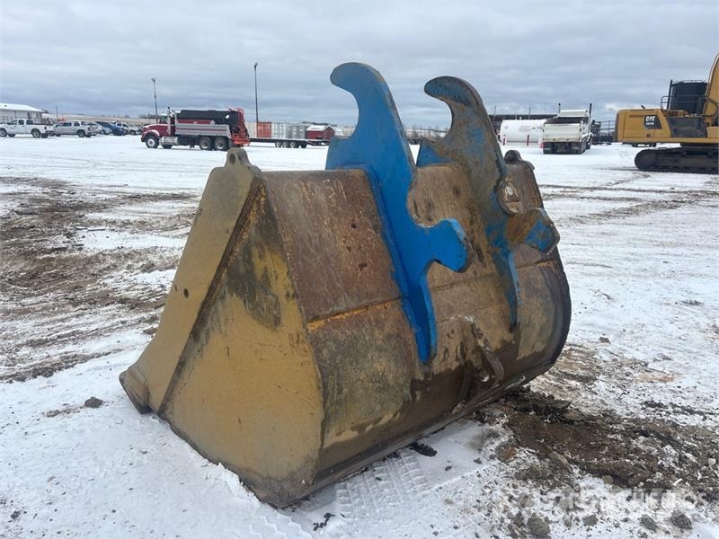 CAT 72 in Q/C Cleanup Excavator Bucket - Fits Cat 336 Žlice