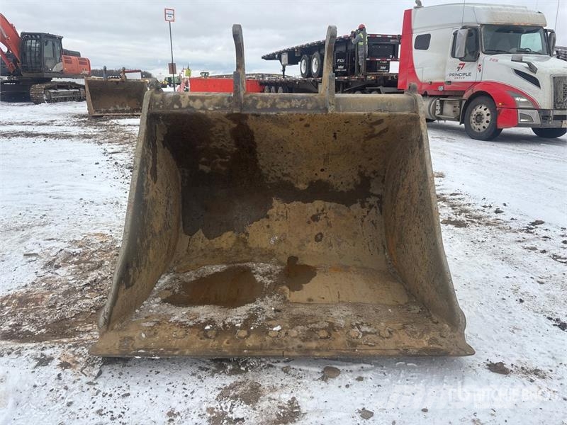 CAT 72 in Q/C Cleanup Excavator Bucket - Fits Cat 336 Žlice