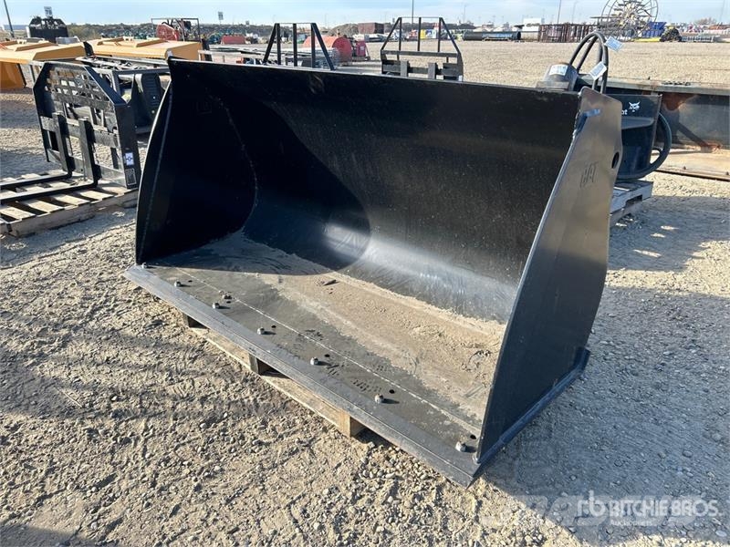 CAT 74 in Skid Steer Bucket دلاء