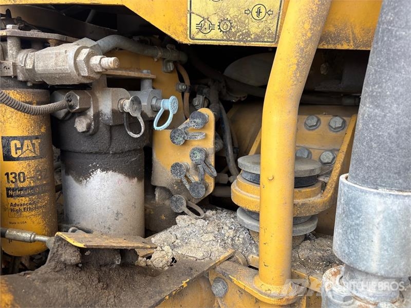 CAT 740B 연결식 홀러