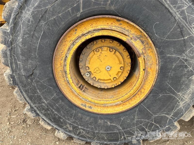 CAT 740B 연결식 홀러