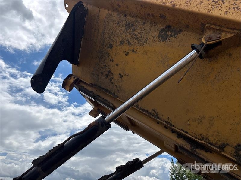 CAT 740B 연결식 홀러