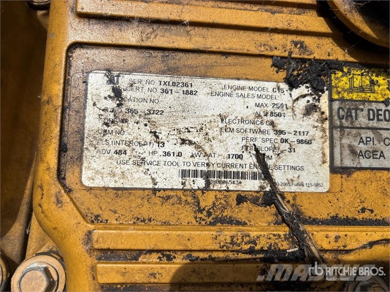 CAT 740B 연결식 홀러