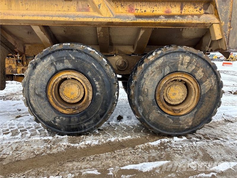 CAT 740BEJ Ejector Articulated Dump Truck Csuklósdömperek
