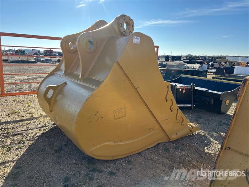 CAT 75 in Digging Excavator Bucket - Fits Cat 374 دلاء
