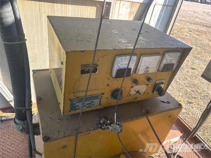 CAT 80 kW Skid-Mounted Generator Set 디젤 발전기