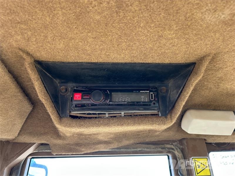 CAT 815F Уплътнители за почва
