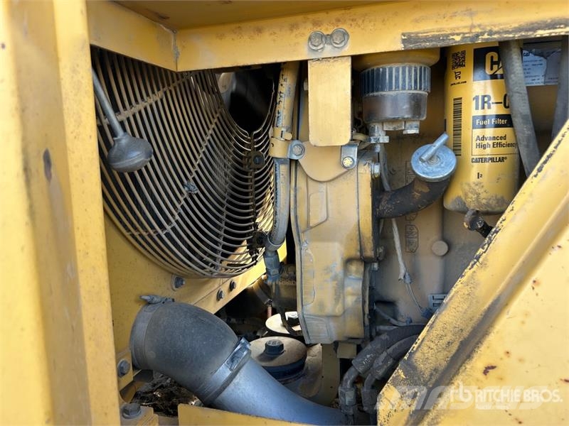 CAT 815F Уплътнители за почва
