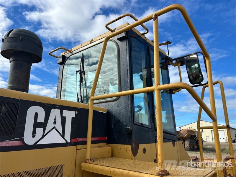 CAT 815F Уплътнители за почва
