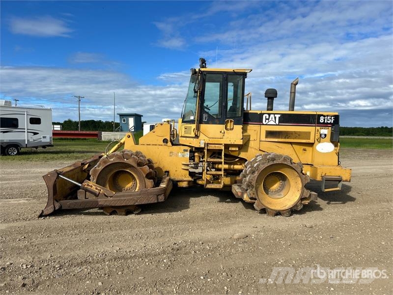 CAT 815F Уплътнители за почва
