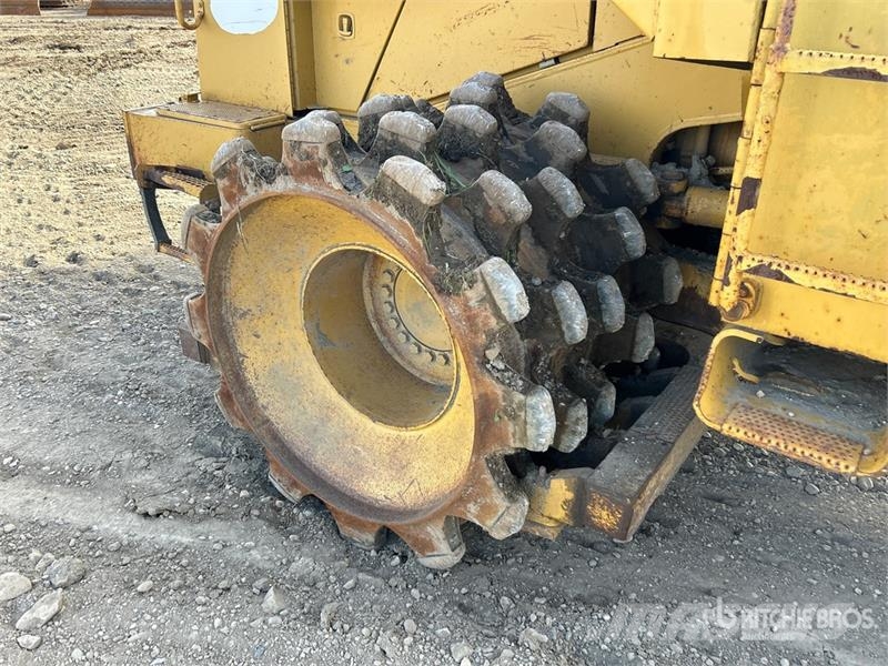 CAT 815F Уплътнители за почва
