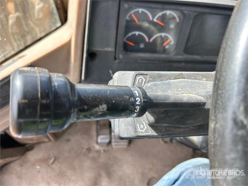CAT 815F Уплътнители за почва
