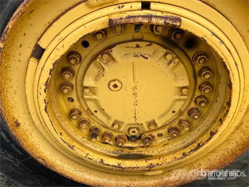 CAT 824C Other