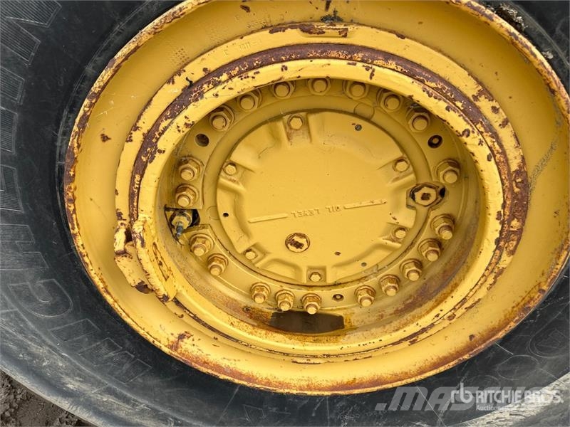 CAT 824C Other