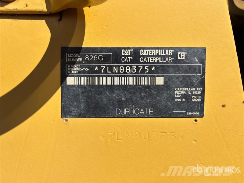 CAT 826G Kompaktorji tal
