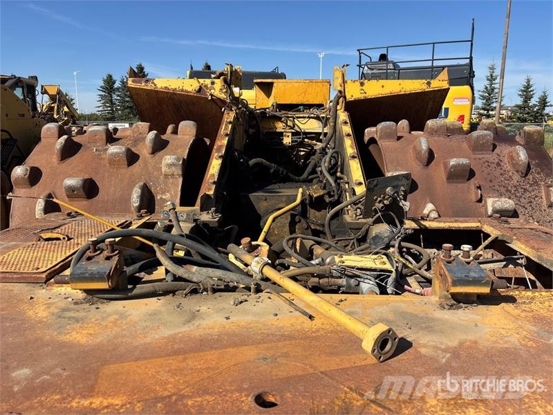 CAT 826G ضاغطات التربة