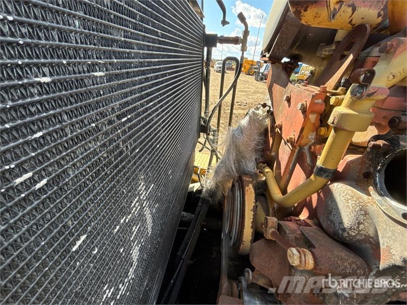 CAT 826G Kompaktorji tal