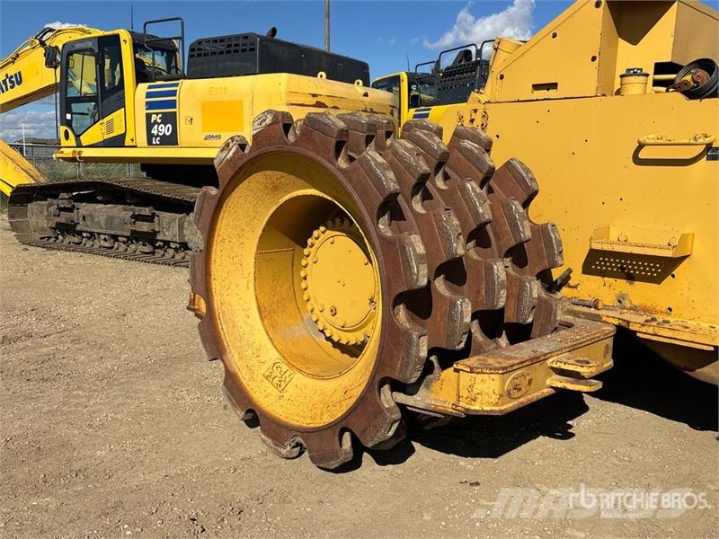 CAT 826G Kompaktorji tal