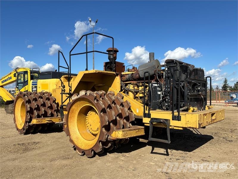 CAT 826G Kompaktorji tal