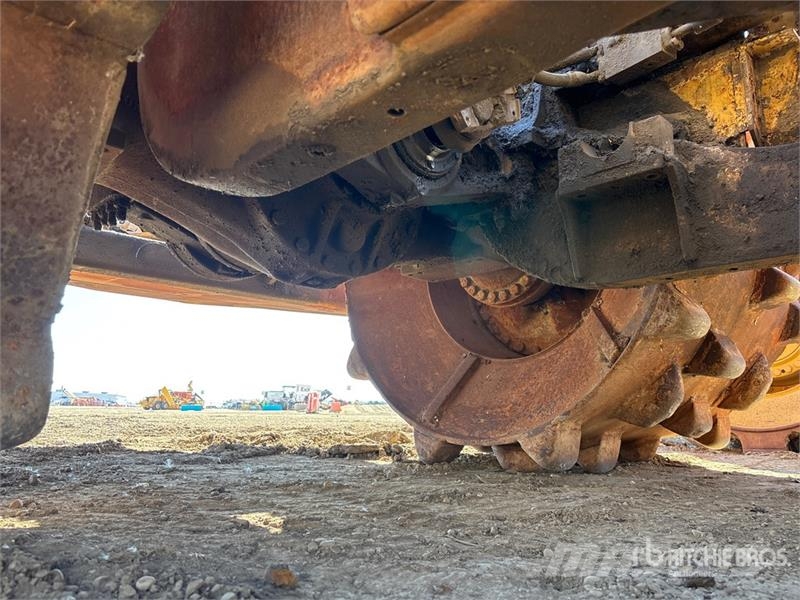 CAT 826G ضاغطات التربة