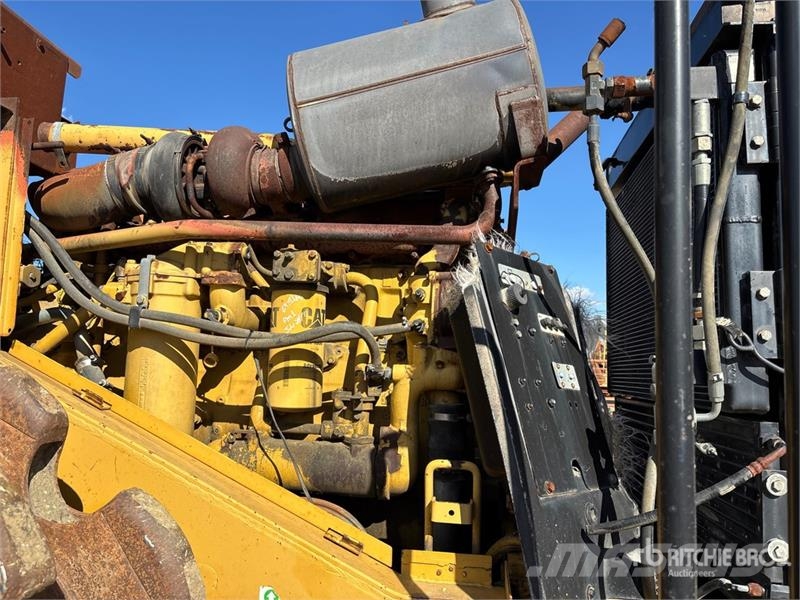 CAT 826G Kompaktorji tal