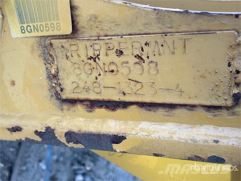 CAT 89 in Motor Grader Ripper - Fits Cat 140M Construction - Others