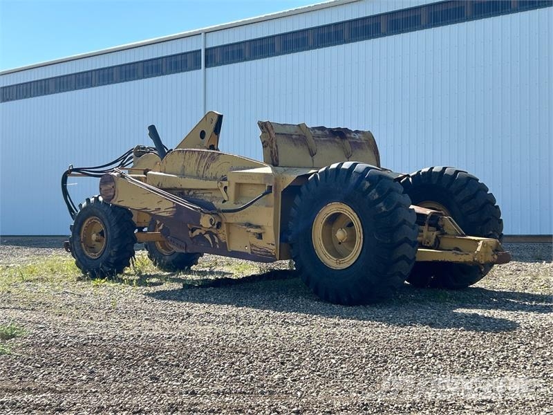 CAT 8C 4 Tire Hydraulic Pull Scraper Schaber