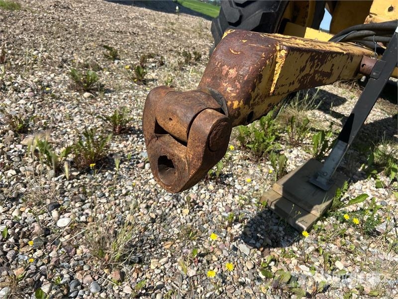 CAT 8C 4 Tire Hydraulic Pull Scraper Schaber