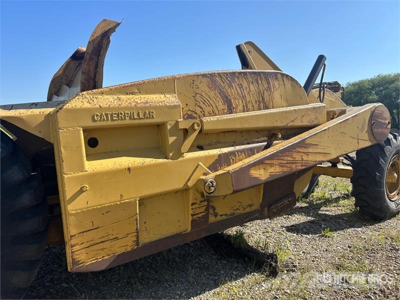 CAT 8C 4 Tire Hydraulic Pull Scraper Schaber