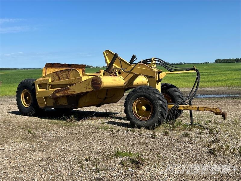 CAT 8C 4 Tire Hydraulic Pull Scraper Schaber