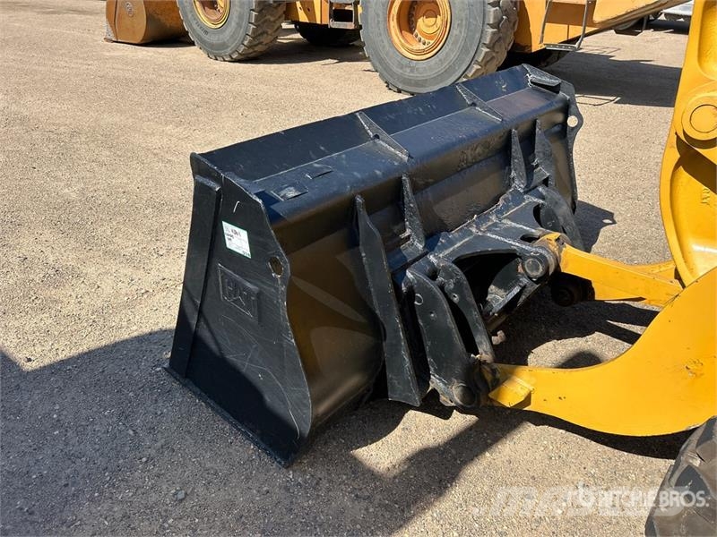 CAT 906M Wheel Loader Utovarivači na točkove