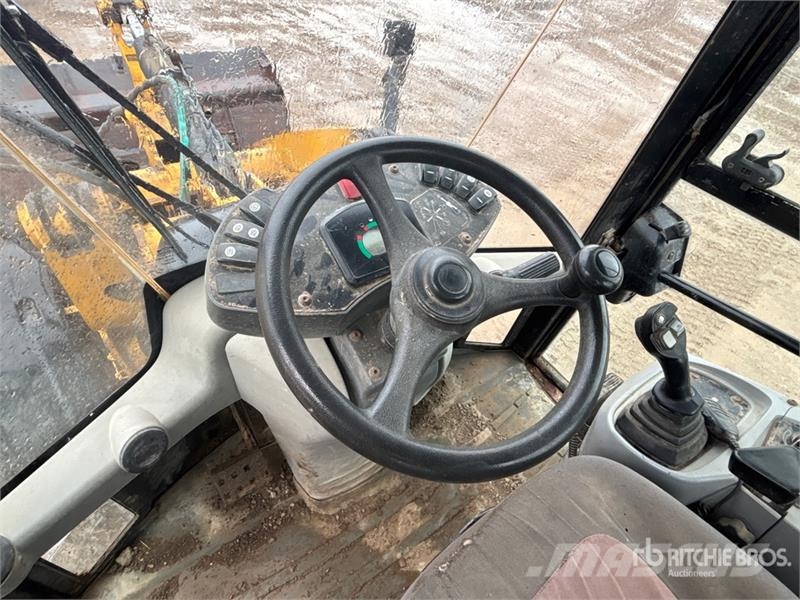 CAT 908H Cargadoras sobre ruedas