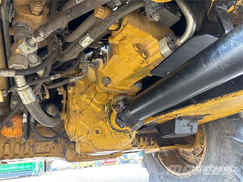 CAT 908H2 Wheel Loader Gumikerekes homlokrakodók