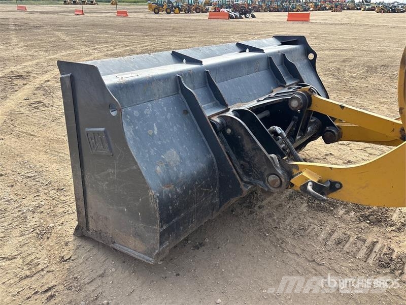 CAT 908H2 Wheel Loader Gumikerekes homlokrakodók