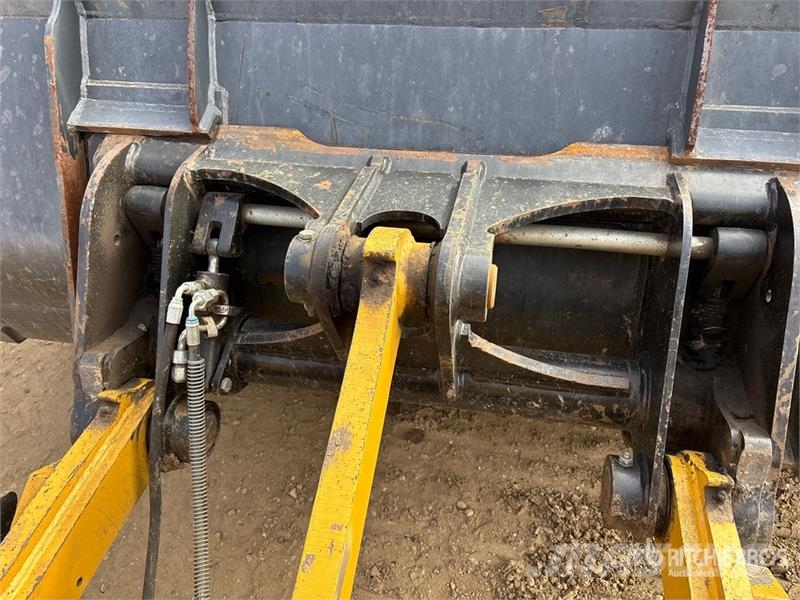 CAT 908H2 Wheel Loader Gumikerekes homlokrakodók