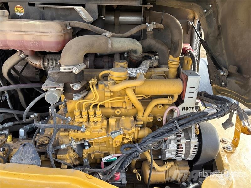 CAT 908H2 Wheel Loader Gumikerekes homlokrakodók