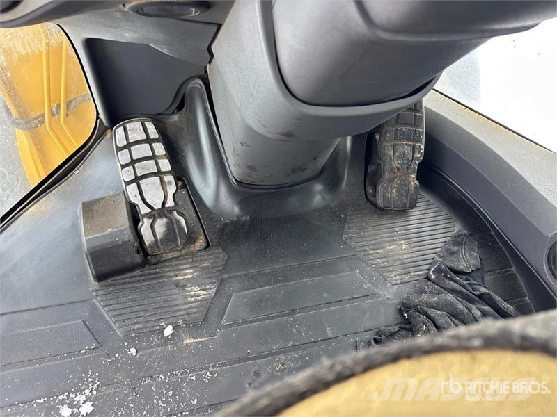 CAT 924 K Wheel Loader 휠로우더