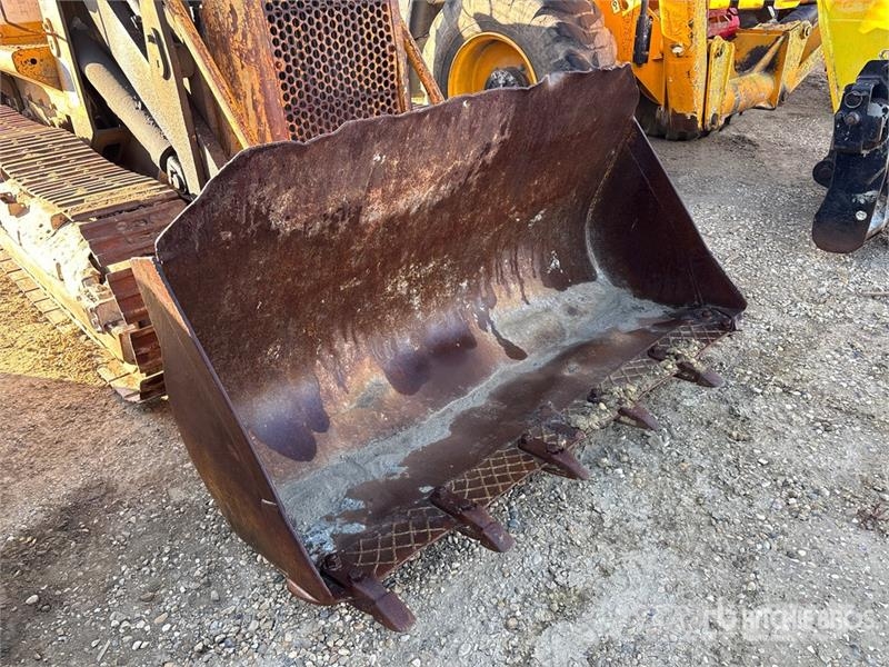 CAT 931 Lánctalpas homlokrakodók