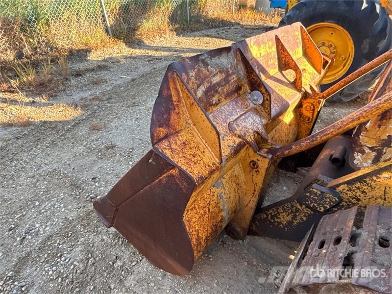 CAT 931 Lánctalpas homlokrakodók